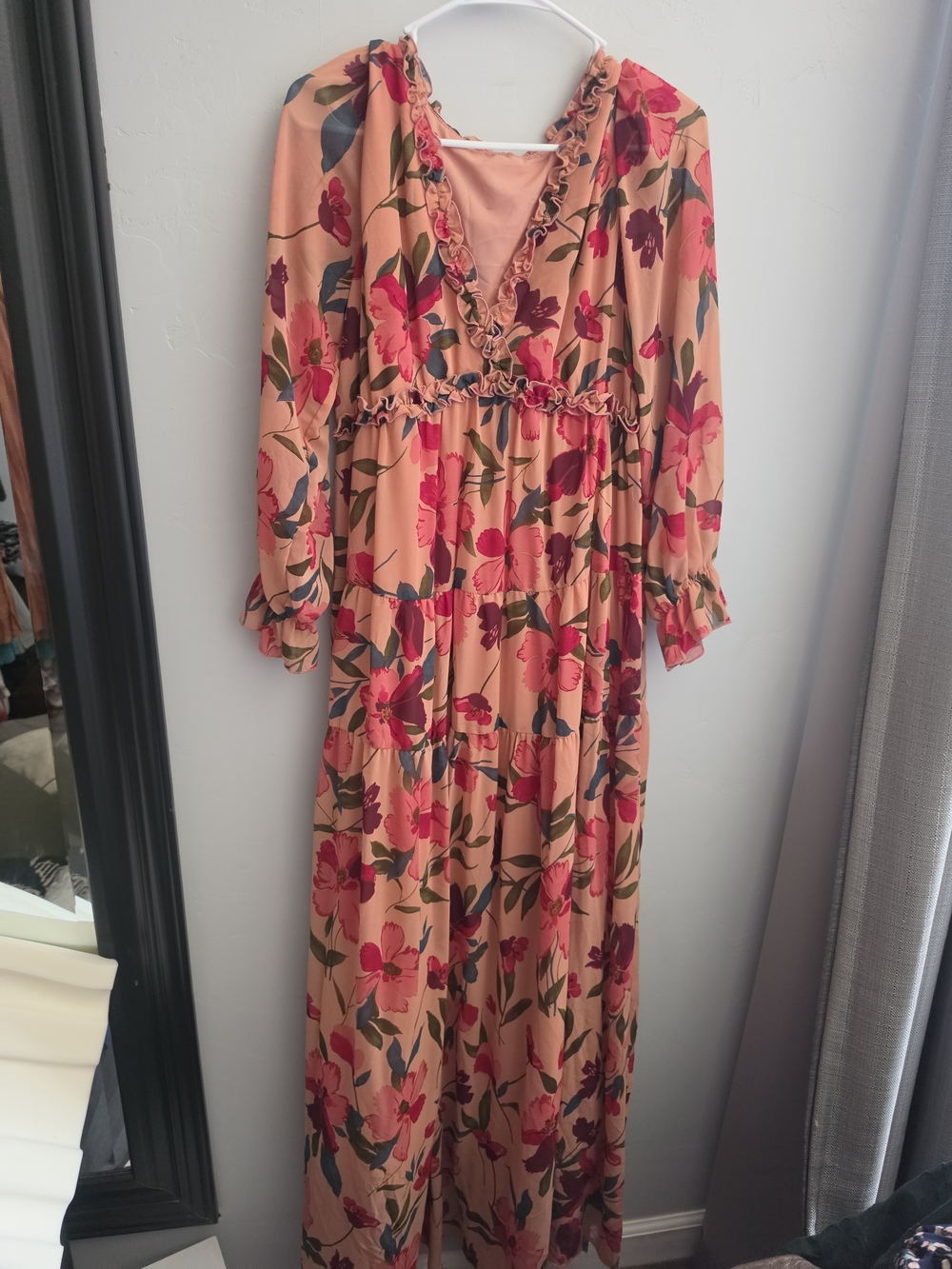 Cupshe Peach Floral Ruffle V-Neck Maxi Dress